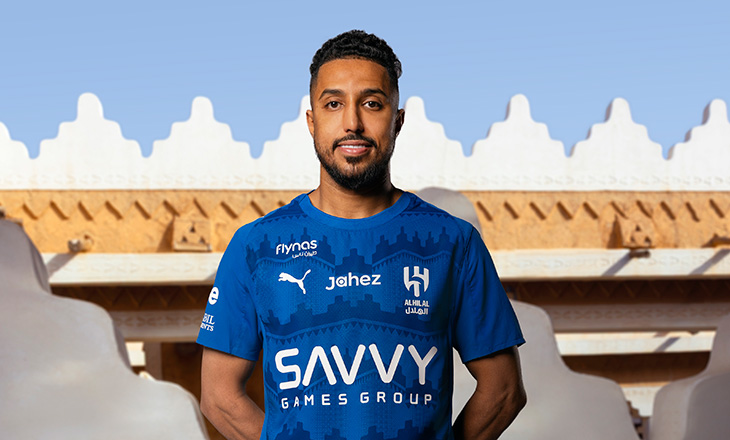 "متجذرون في المجد" بوما ونادي الهلال يطلقان أطقم الموسم الجديد